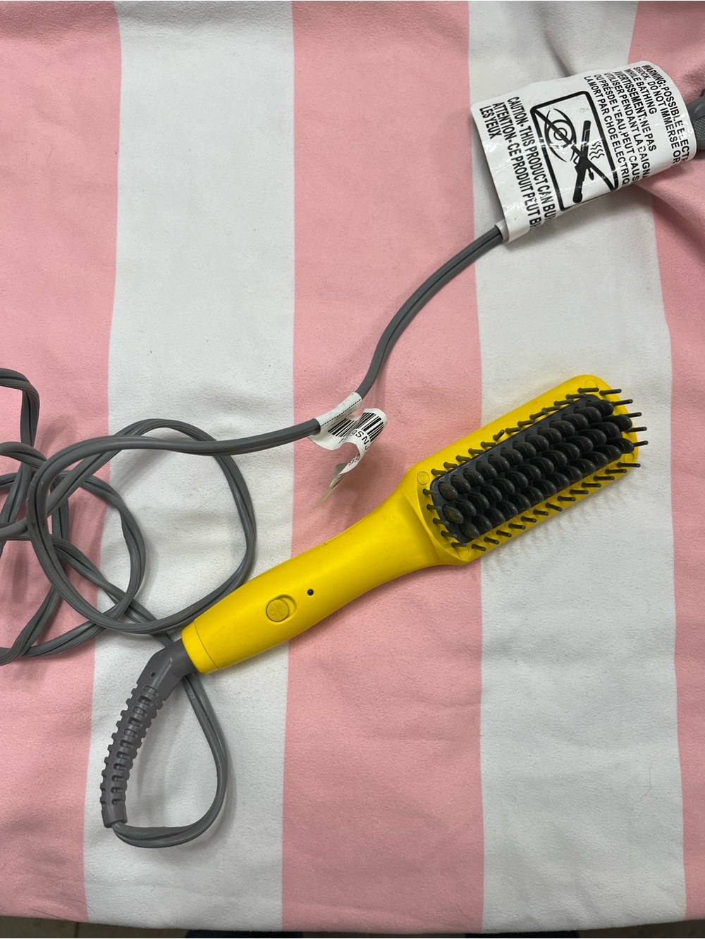 The Brush Crush Heated Straightening Brush by Drybar
